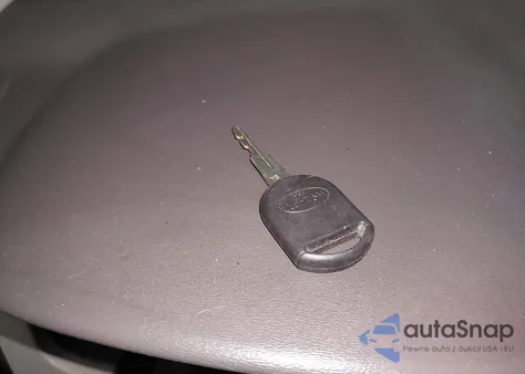 2010 Ford Focus Se from USA, damaged, VIN 1FAHP3FN5AW184732